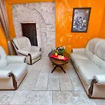 Palace Derossi 3* Τρογκίρ