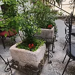 Bed and Breakfast Palace Derossi 3*