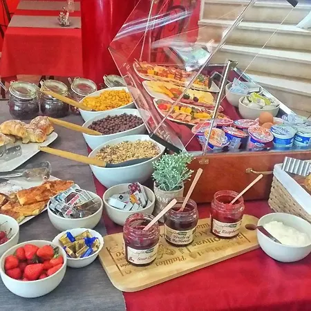 德洛西宫殿酒店 住宿加早餐酒店 3*