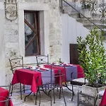 Palace Derossi Frühstückspension Trogir