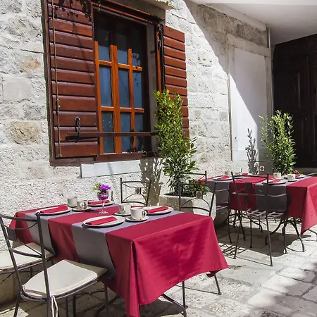 Palace Derossi Frühstückspension