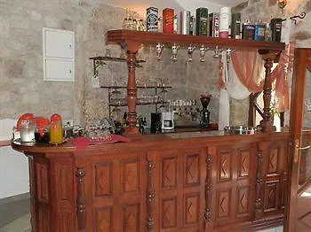 Bed & Breakfast Palace Derossi