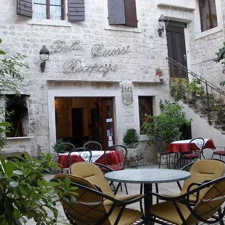 Palace Derossi Trogir