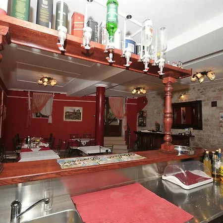 Bed and Breakfast Palace Derossi 3*