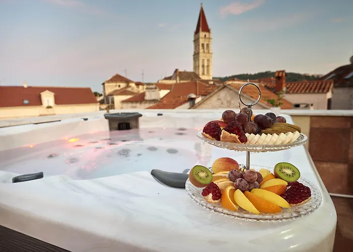 住宿加早餐酒店 德洛西宫殿酒店 特罗吉尔