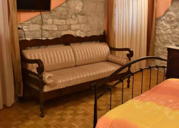 Bed & Breakfast Palace Derossi 3*