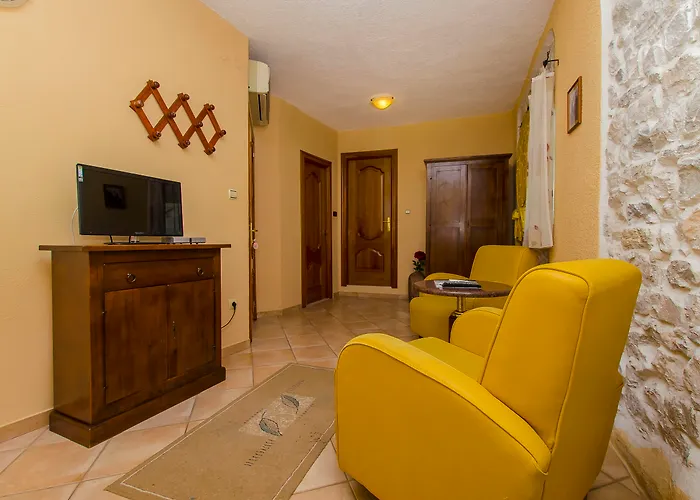 Bed & Breakfast Palace Derossi