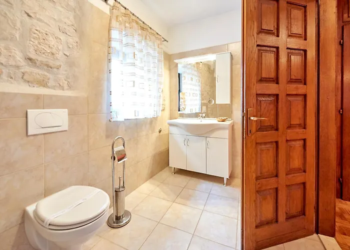 Palace Derossi Bed & Breakfast