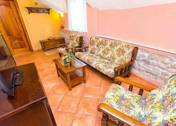 Palace Derossi Bed & Breakfast 3*